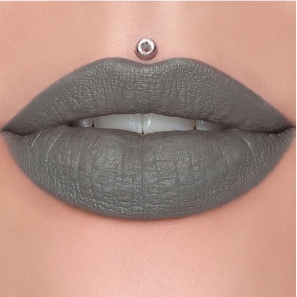Jeffree Star Other - Drill Sergeant Jeffree Star Cosmetics Velvet Trap Lipstick-Drill Sergeant NWT